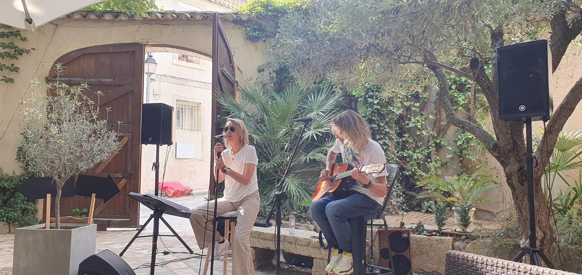 La Passiflore Vergeze Bagian luar foto